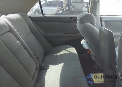 2002 Toyota Camry Le from USA, damaged, VIN 4T1BE32K02U592940